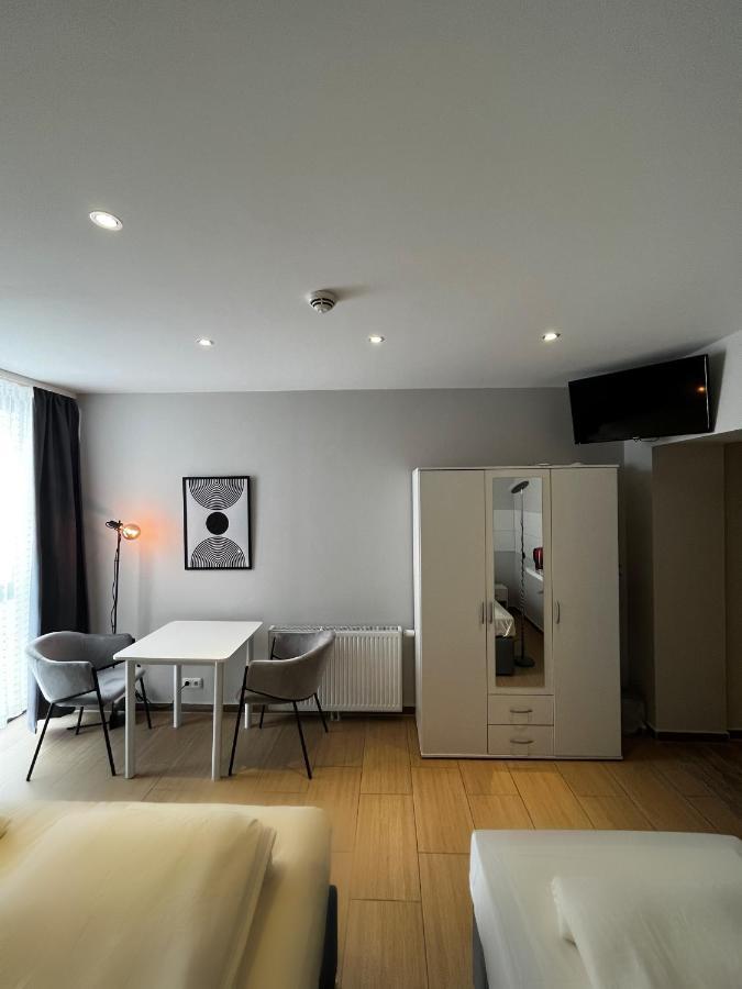 Mala Me Hotel Hanovre Extérieur photo