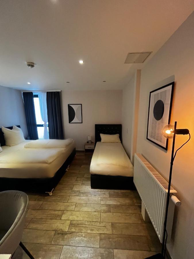 Mala Me Hotel Hanovre Extérieur photo
