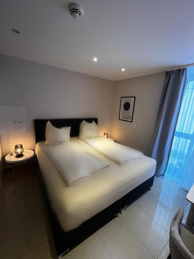 Mala Me Hotel Hanovre Extérieur photo