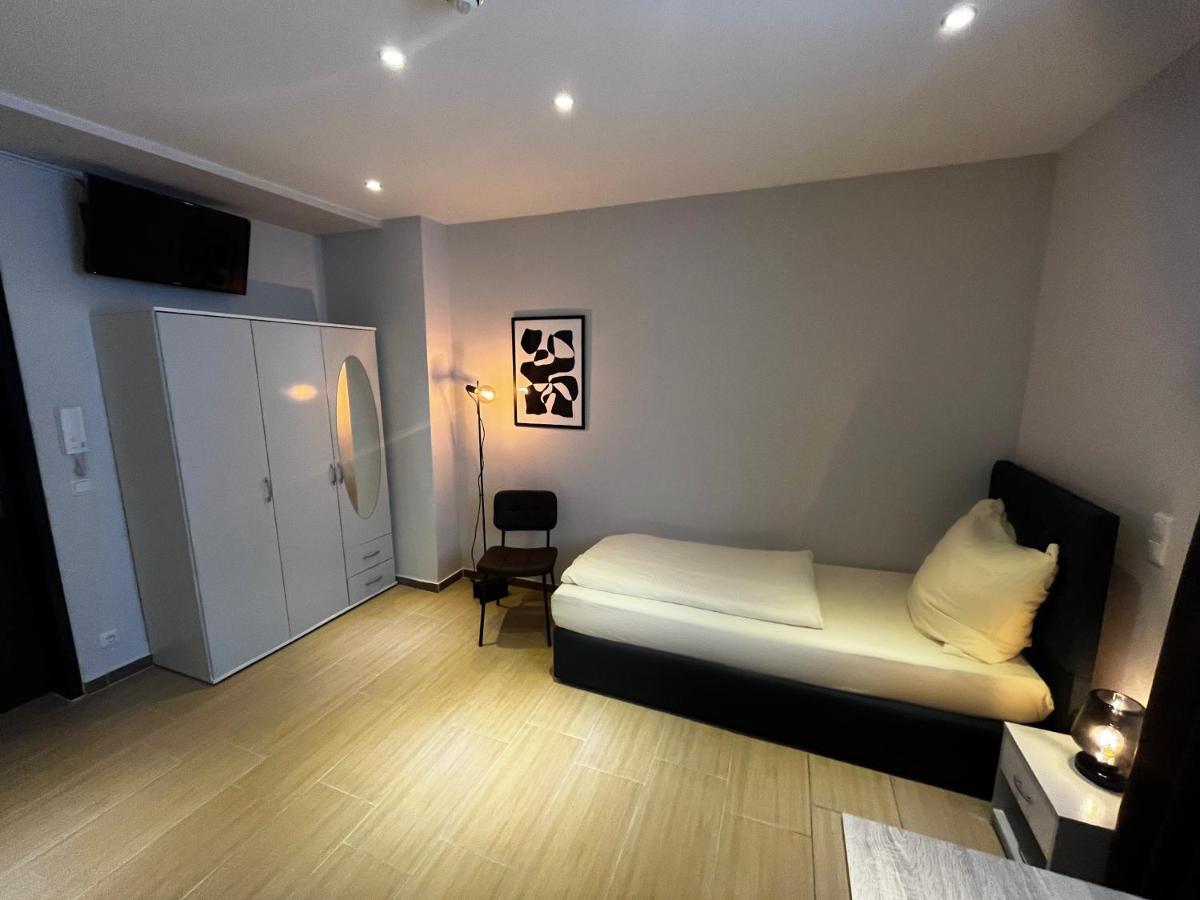 Mala Me Hotel Hanovre Extérieur photo