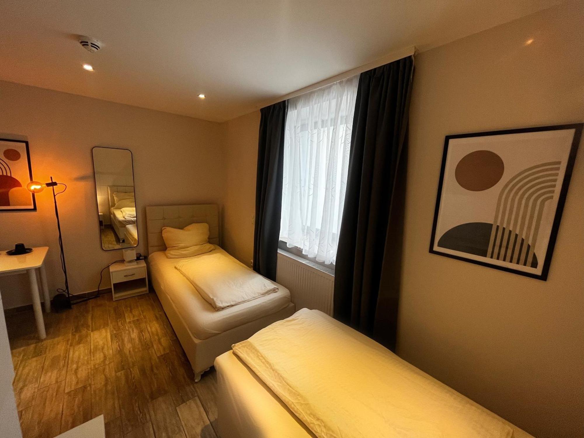Mala Me Hotel Hanovre Extérieur photo
